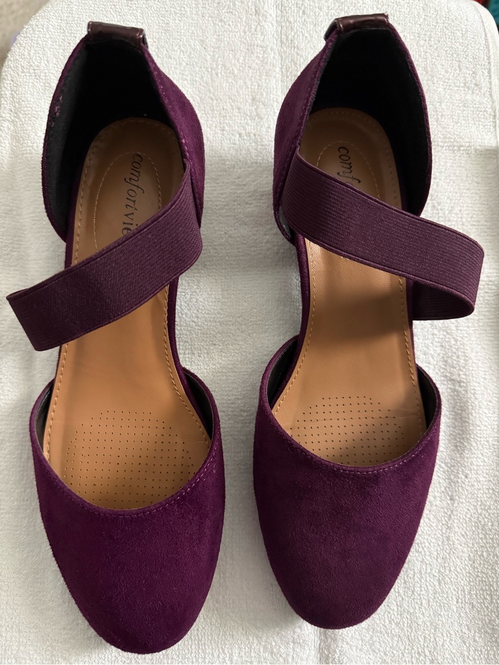 comfortview Women's Deep Plum Suede Strap Flats